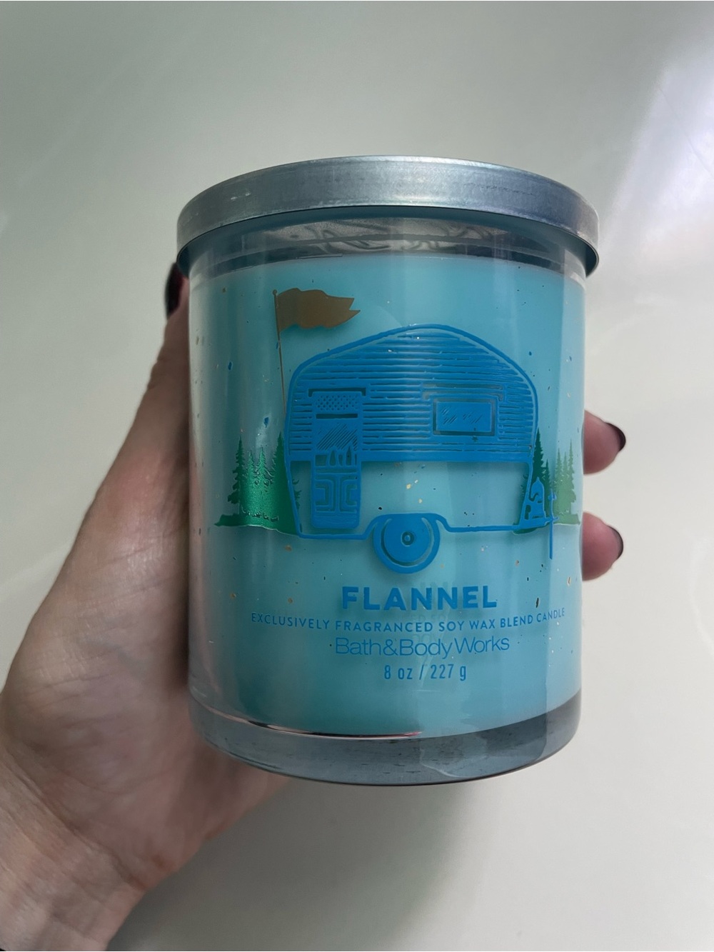 New Bath and Body Works 8oz Candle in Flannel